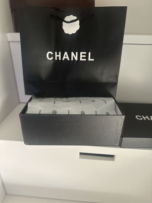 Chanel cc runner64409132232450123
