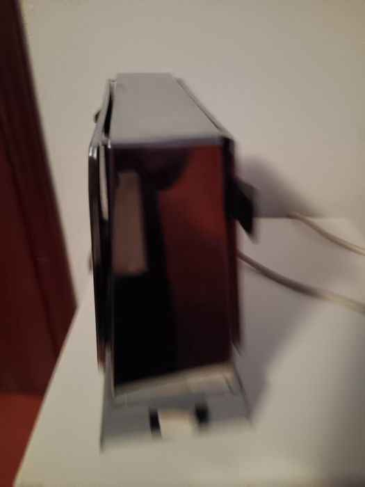 Torradeira praticamente nova