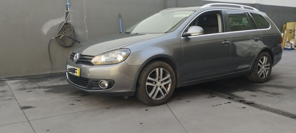 VW Golf VI Variant Highline 1.6 TDI 105cv | 2009 | Manual