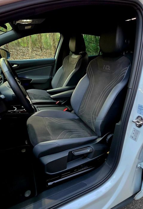 VW ID.5 Pro c/ Infotainment-Pack