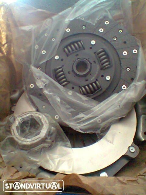 kit embraiagem nissan D22 td25 navara NOVO