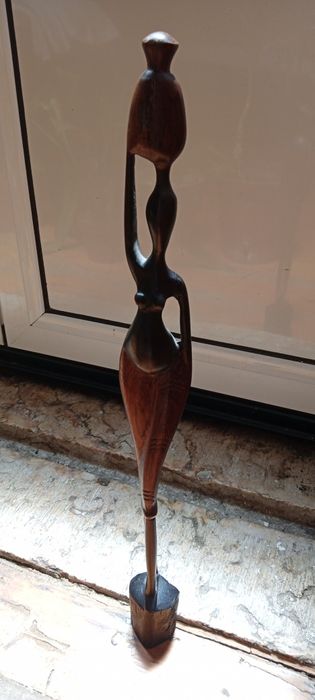 Estatueta africana em ébano