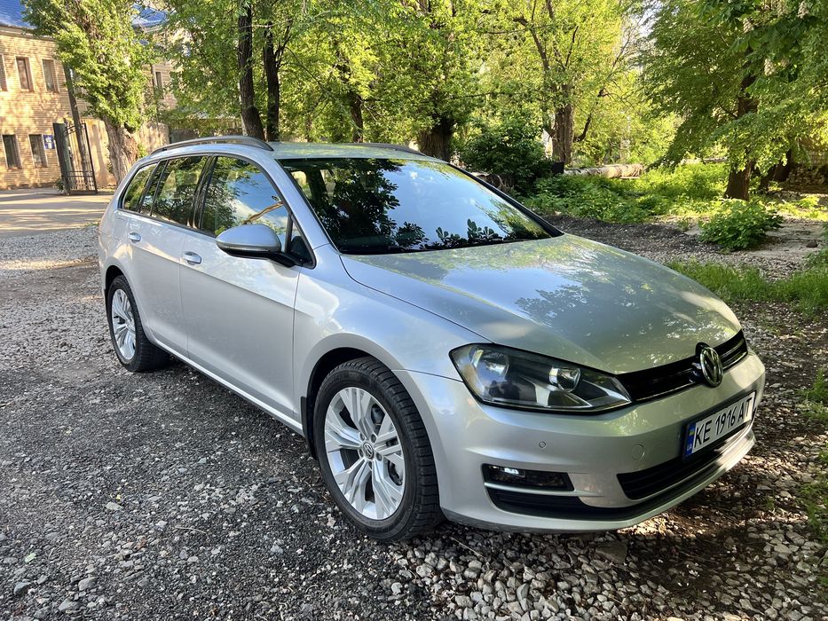 Продам Фольксваген гольф 7 1,4 tsi