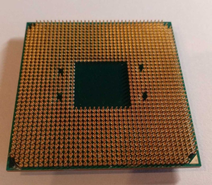 Procesor RYZEN 7 2700X