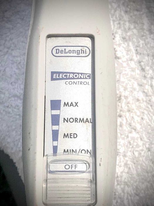 Пилесос DeLonghi