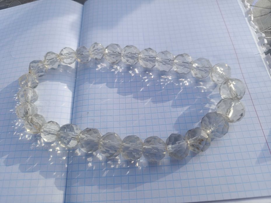 Бусы горный хрусталь