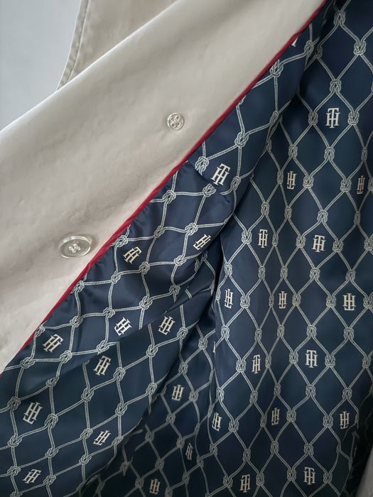 Tommy Hilfiger płaszcz trencz
