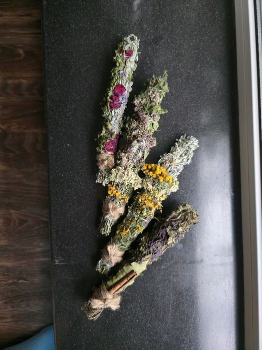 Трави. Збори. Банні запарки для бань і чанів. Свічки. Відвари. Чебрець