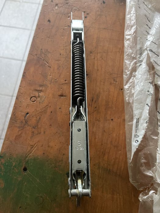 Dobradica para forno