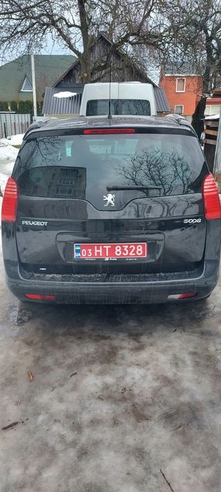Peugeot 5008 1.6 дізель