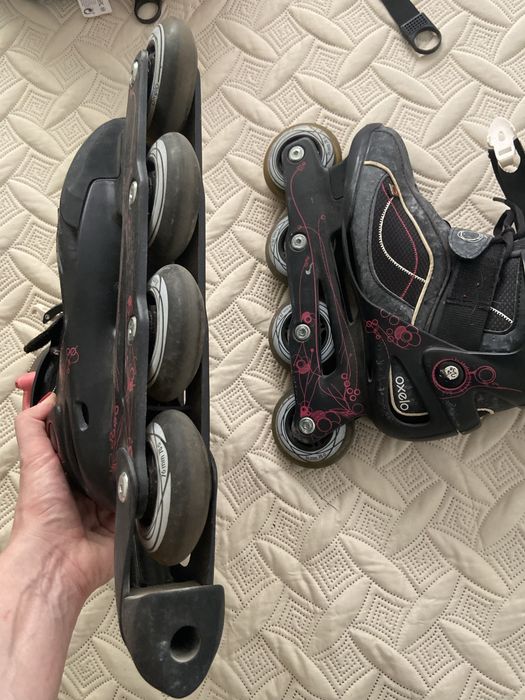 2 pares de Patins em linha bons