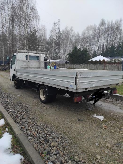 Isuzu P 35  skrzyniowy kat B