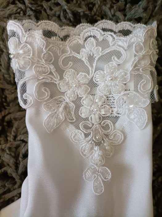 Alba komunijna dziewczynka