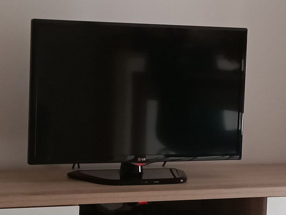 Televisão da marca LG semi nova