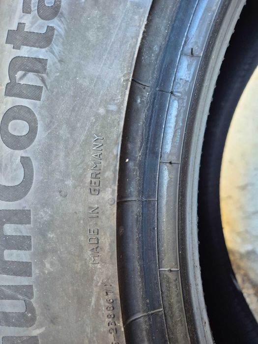 Pneu Continental 235/60 R 18