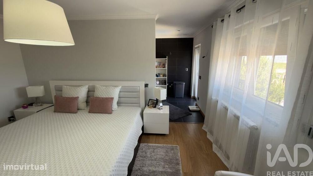 Casa / Villa T4 em Poiares e Canelas de 122 m2