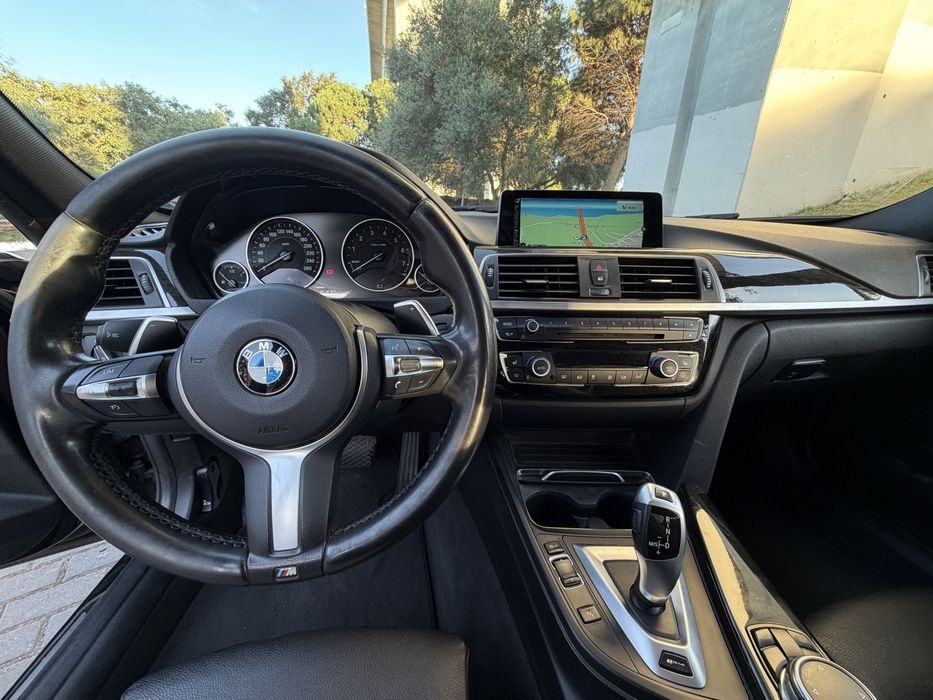 BMW 330e iPerformance Pack M