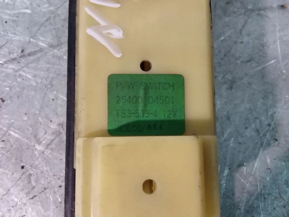 MODULO BOTÕES DOS VIDROS NISSAN STANZA 25400-D4501
