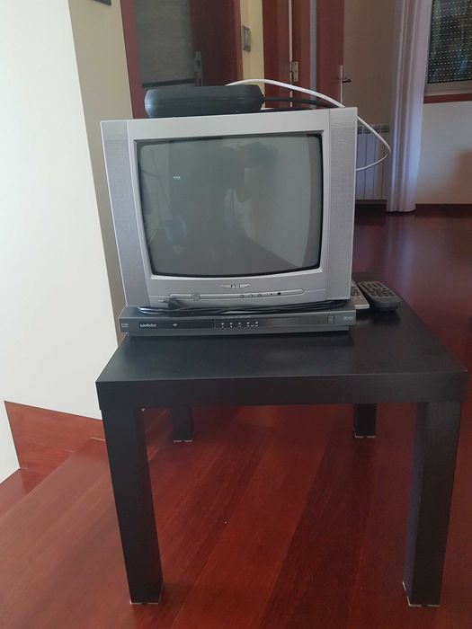 Televisão + DVD + mesa64740050069379121