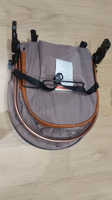 OPORTUNIDADE Carrinho bebé NOVO, 3 em 1