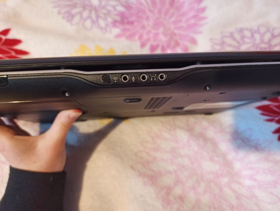 HP Pavilion dv6500 Vista HP 64-bit 4 GB RAM 160 GB HDD Sprawny!
