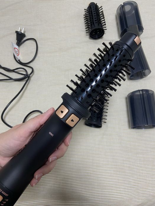 Escova Modeladora ROWENTA (3 Níveis de Temperatura)