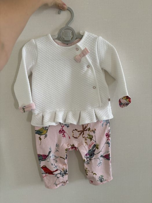 Костюм Baker на весну-осень на девочку 6-9 месяцев 74 см