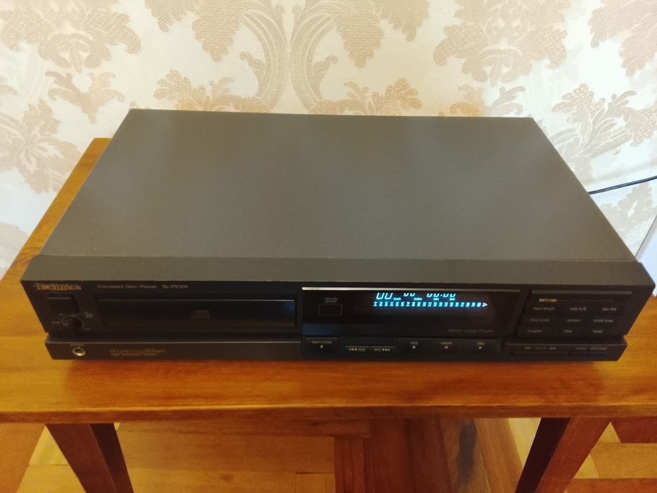 Проигрыватель СD дисков Technics