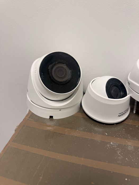17 kamer hik vision i rejestrator, cały komplet