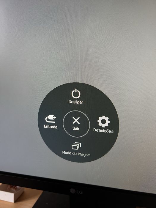 Monitor LG 27” FHD 100Hz IPS AMD FreeSync — Como Novo com Caixa