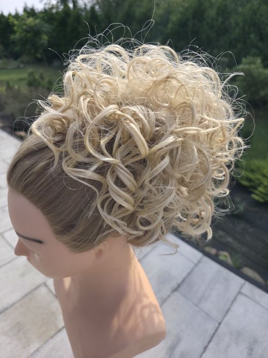Koczek kręcony w kolorze szampański blond nr.03, włosy termiczne, jako
