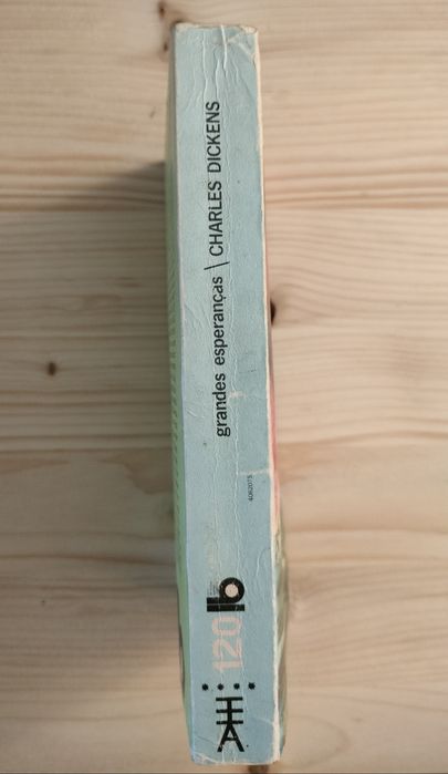 Livro Grandes Esperanças . Charles Dickens64752345833090122