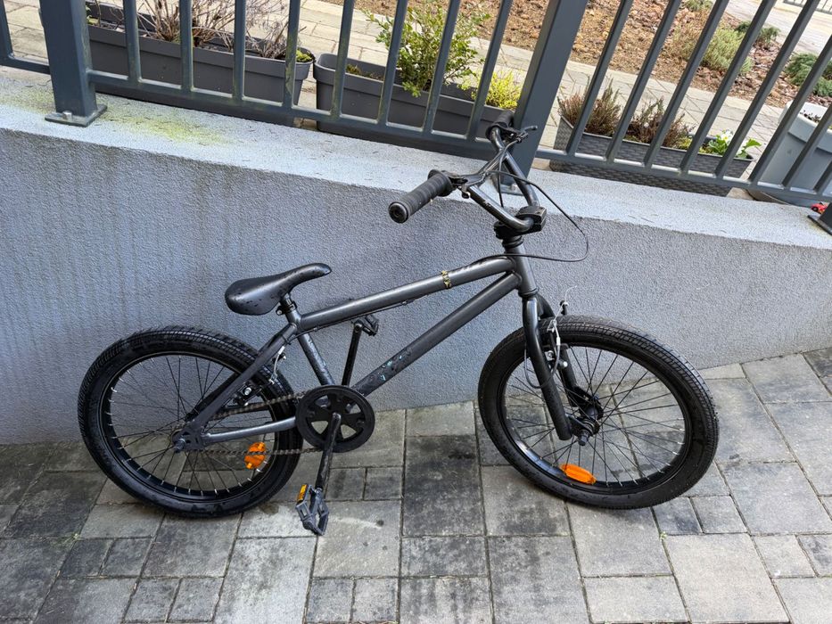 rower BMX Decathlon B'TWIN czarny