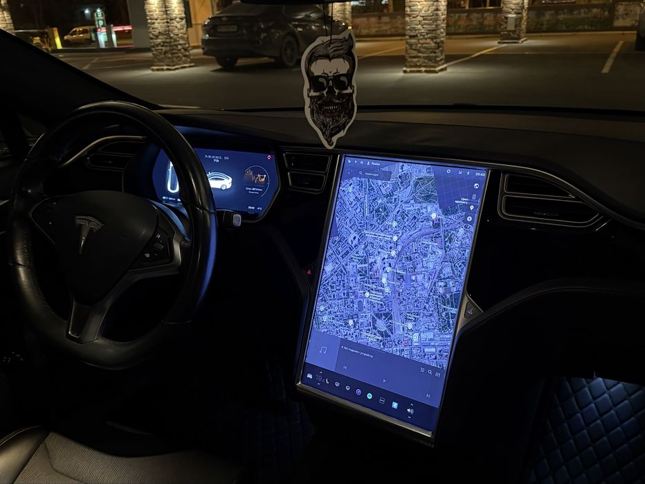 Продам Tesla модель S 75 2017 року