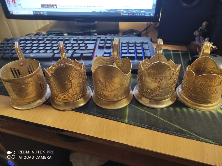 Статуэтки фарфор ссср , вазочки майолика и др.