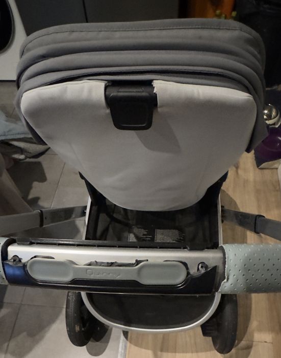 Carrinho de bebe Quinny Hub