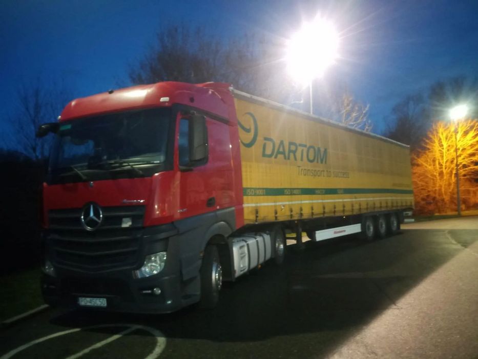 Mercedes-Benz ACTROS MP4  Mercedes Actros MP4 2016 450KM