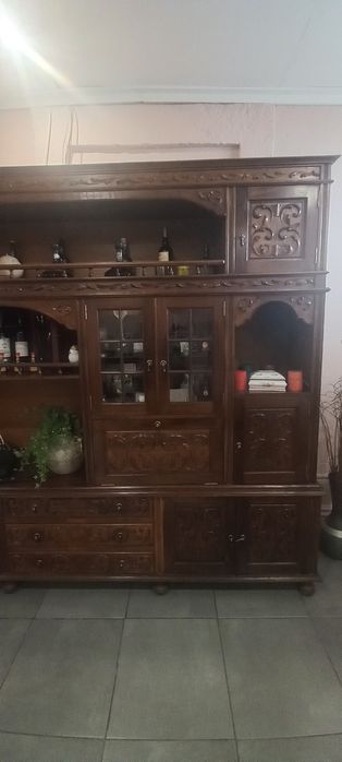 Móvel Castanho de Sala de Estar