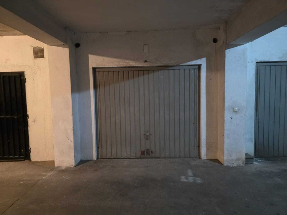 Garagem para arrendamento
