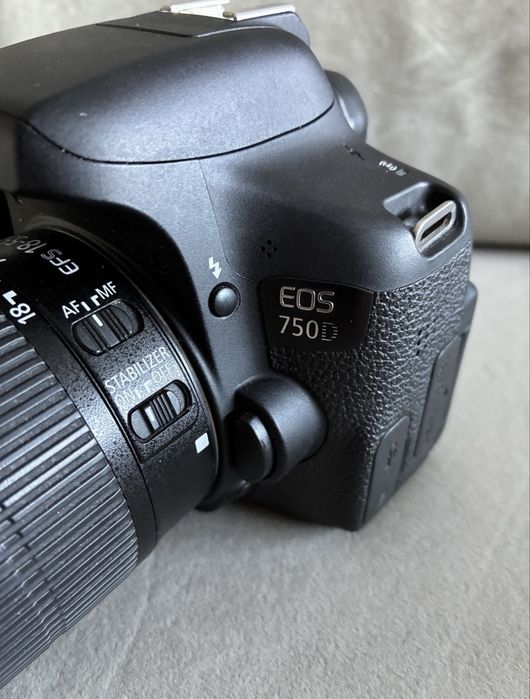 Maquina Canon 750d
