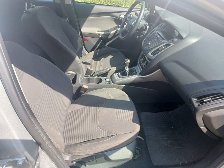 Ford Focus MK3 2.0 TDCi warto klimatyzacja alufelgi ładny ekonomiczny