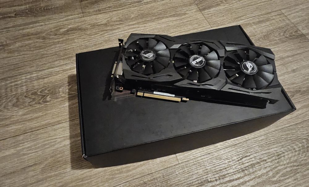 Gtx 1070 strix 8gb,256bit