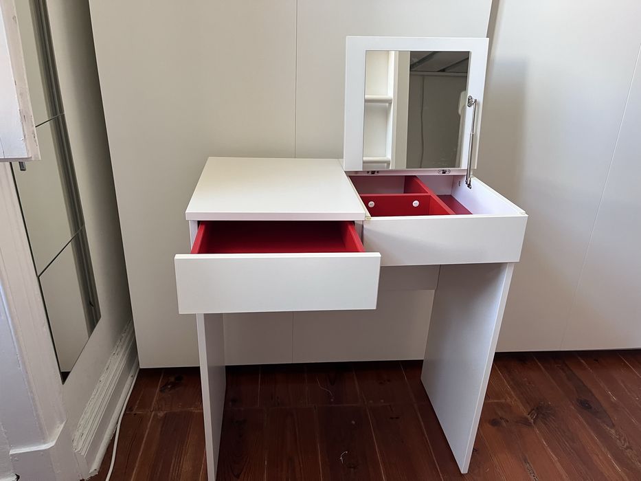 Toucador brimnes  ikea 40*72