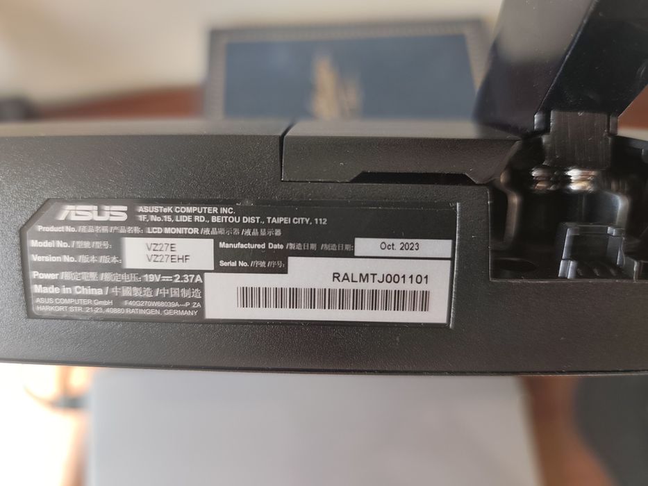 Monitor 23,8" - bom estado