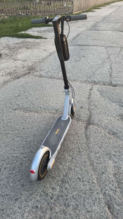 Продам Электро самокат ninebot g30 max