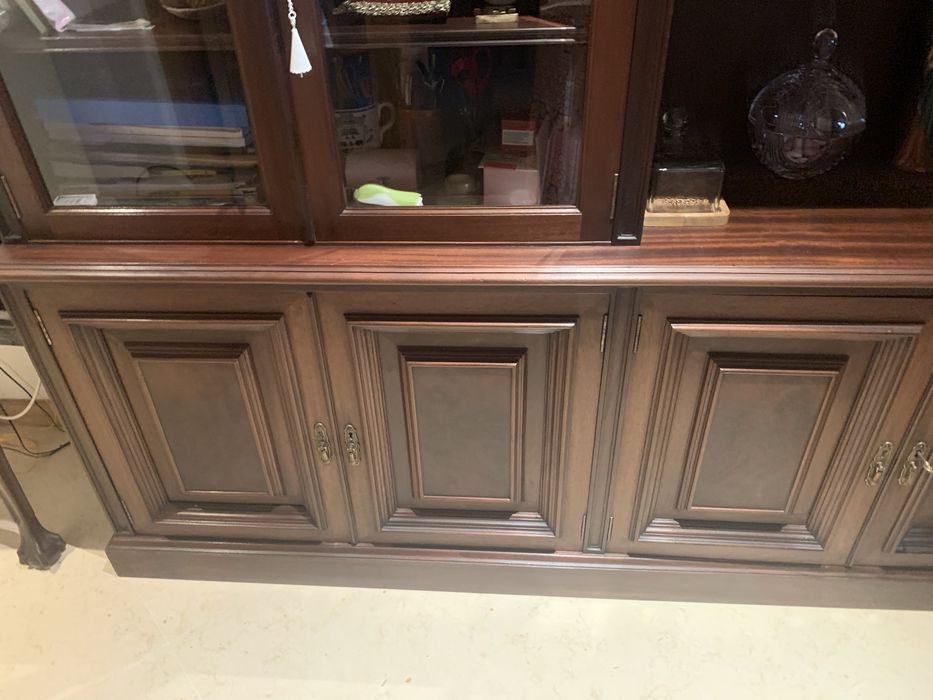 Móvel de sala ou escritório, em mogno