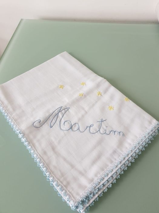 Vendo material de bebe completamente novo