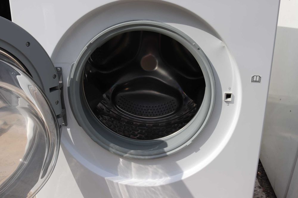 Прально-сушильна машина Бош Bosch WVH28440 8/5 кг А+++ 1400 об