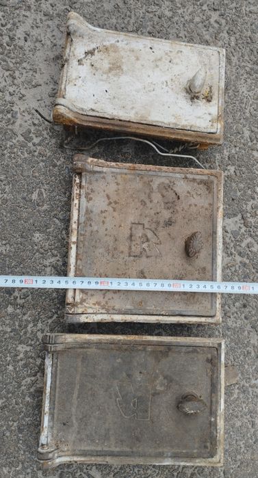 Дверка / плита / колесник для грубки