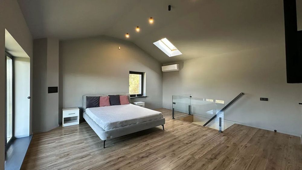 Продаж будинку 104м2 з якісним сучасним ремонтом . с Вовчинець